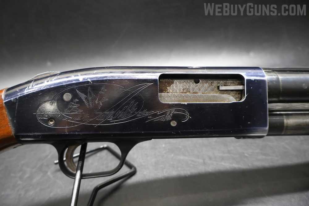 Western Field M550ABR Pump Action Shotgun 12 Gauge-img-6