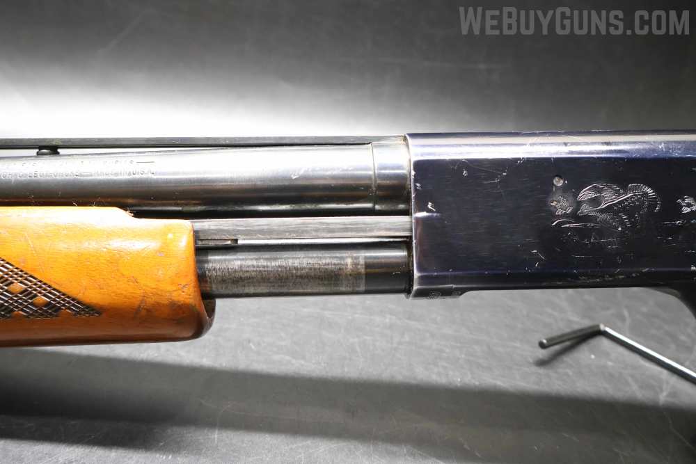 Western Field M550ABR Pump Action Shotgun 12 Gauge-img-13