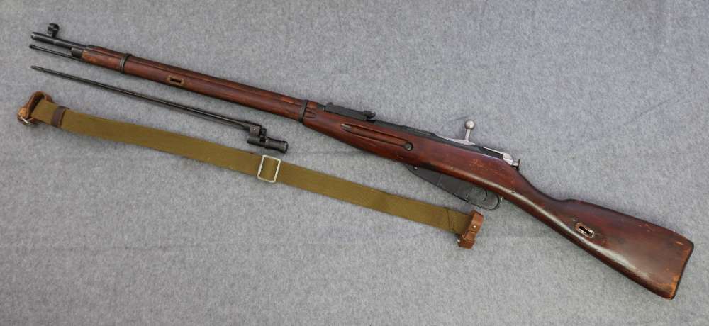WWII Soviet Russian Mosin Nagant Model 91/30 7.62x54r 1942 with extras-img-6