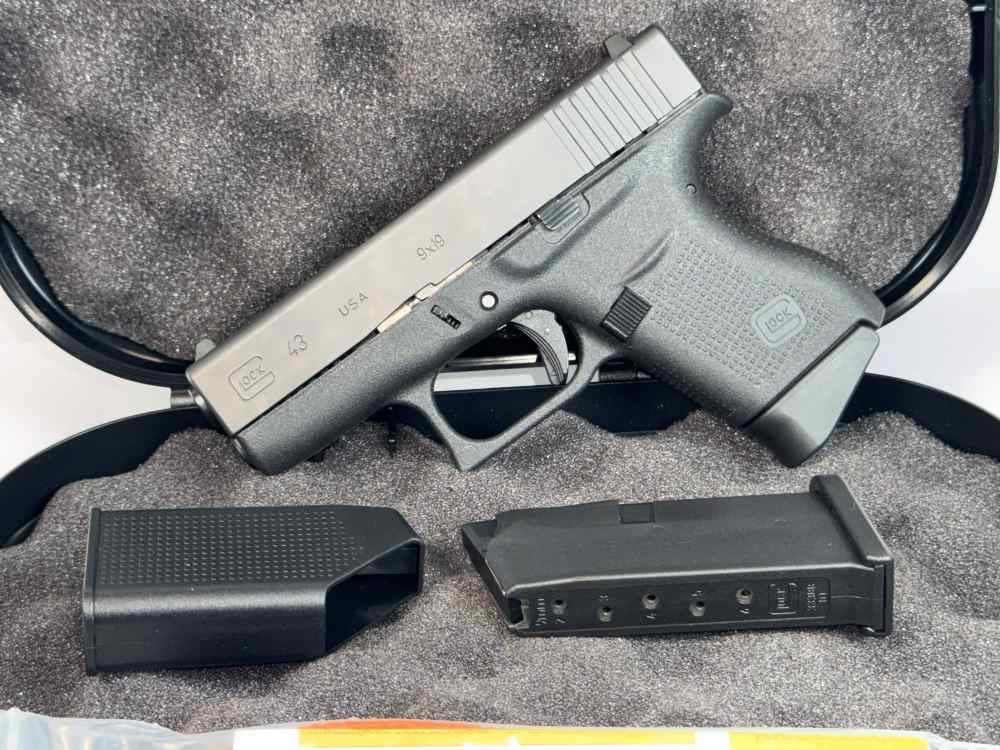 GLOCK 43 9MM SUBCOMPACT PISTOL – BOX & PAPERS • NO RESERVE!-img-3
