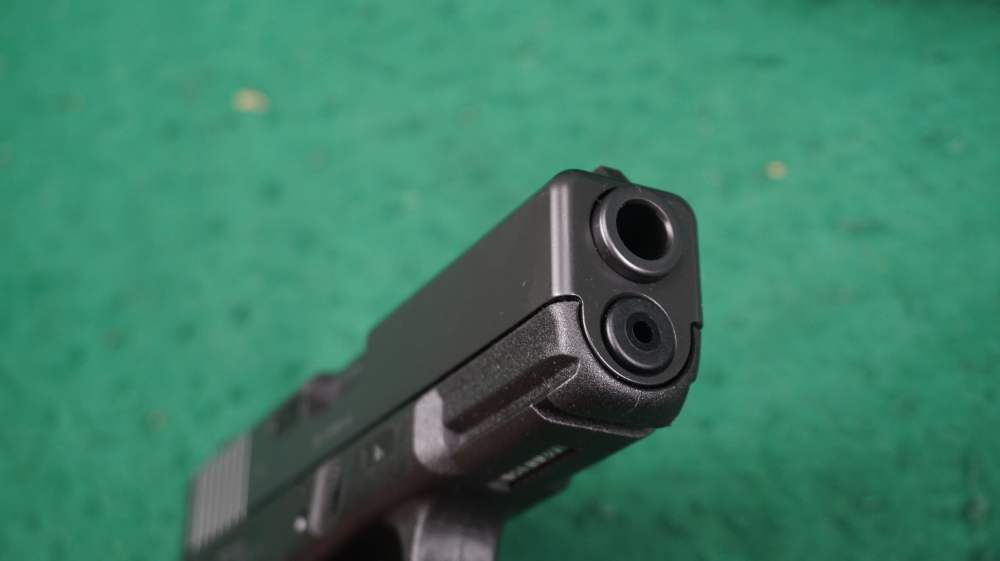 Unfired #37 of 1000 Talo / Glock 19 Gen4 Navy Seal Foundation 9mm 1¢ Start -img-12