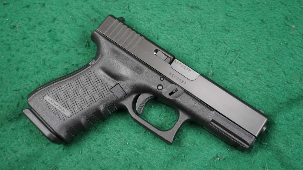 Unfired #37 of 1000 Talo / Glock 19 Gen4 Navy Seal Foundation 9mm 1¢ Start -img-13