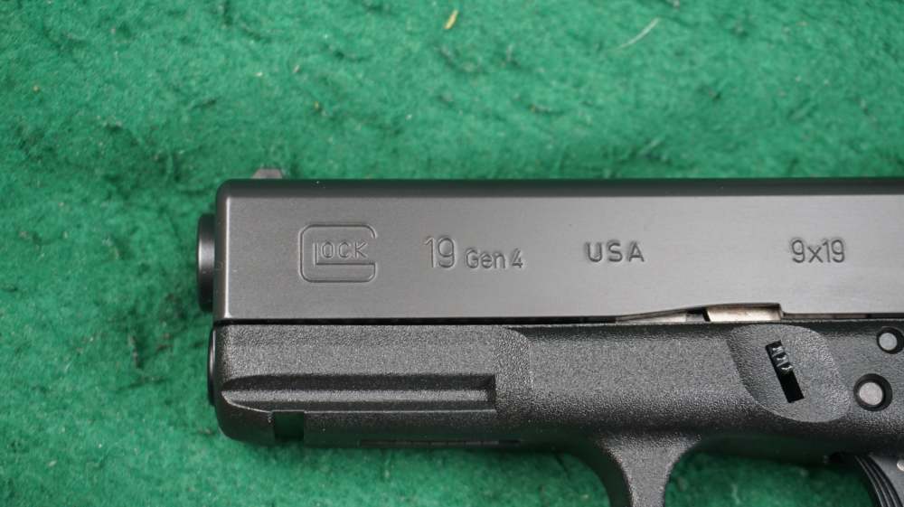 Unfired #37 of 1000 Talo / Glock 19 Gen4 Navy Seal Foundation 9mm 1¢ Start -img-2