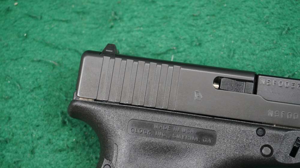 Unfired #37 of 1000 Talo / Glock 19 Gen4 Navy Seal Foundation 9mm 1¢ Start -img-16
