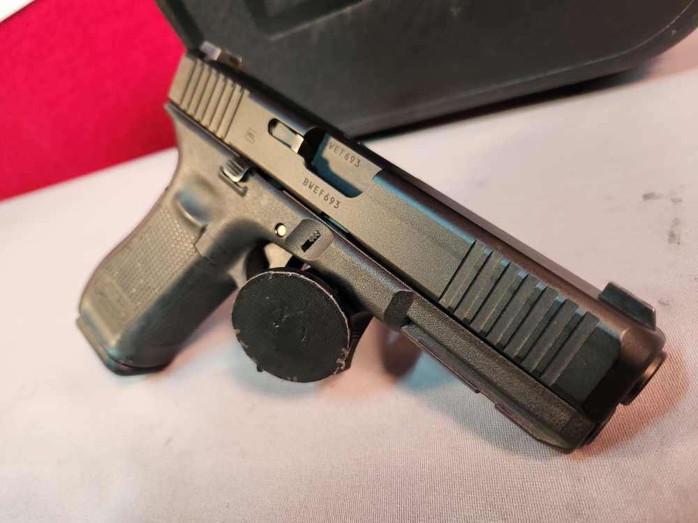 *POLICE TRADE IN* GLOCK 22 GEN5 40S&W USED! PENNY ACUTION!-img-7