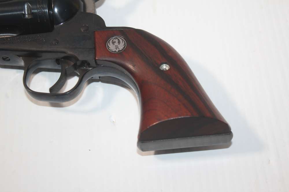 Ruger New Model Blackhawk Convertible Buckeye Revolver .38-40 & 10mm Nice-img-14