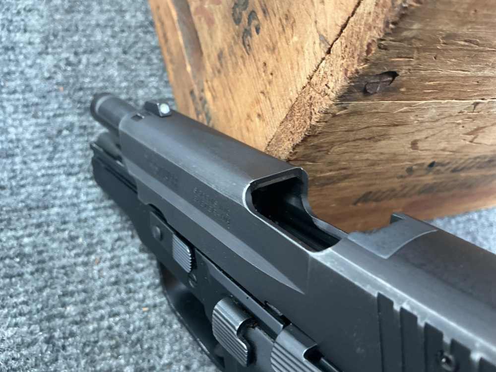 SIG Sauer P228 West German 9mm – 90% **Penny**-img-6
