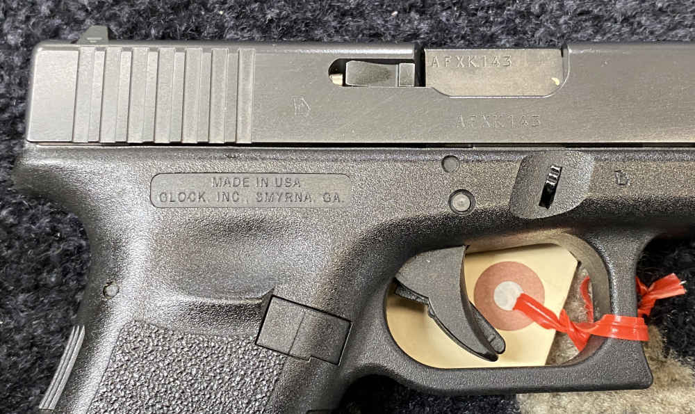 USED Glock G17 in 9mm with a 4.5" Brl and 1-17 Round Magazine!!-img-2