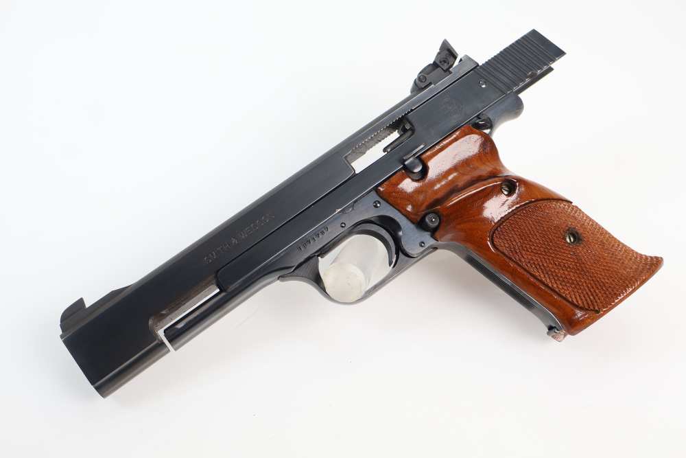 Smith & Wesson Model 41 .22LR 5.5" Heavy Barrel Beautiful Blued Circa 1988!-img-6
