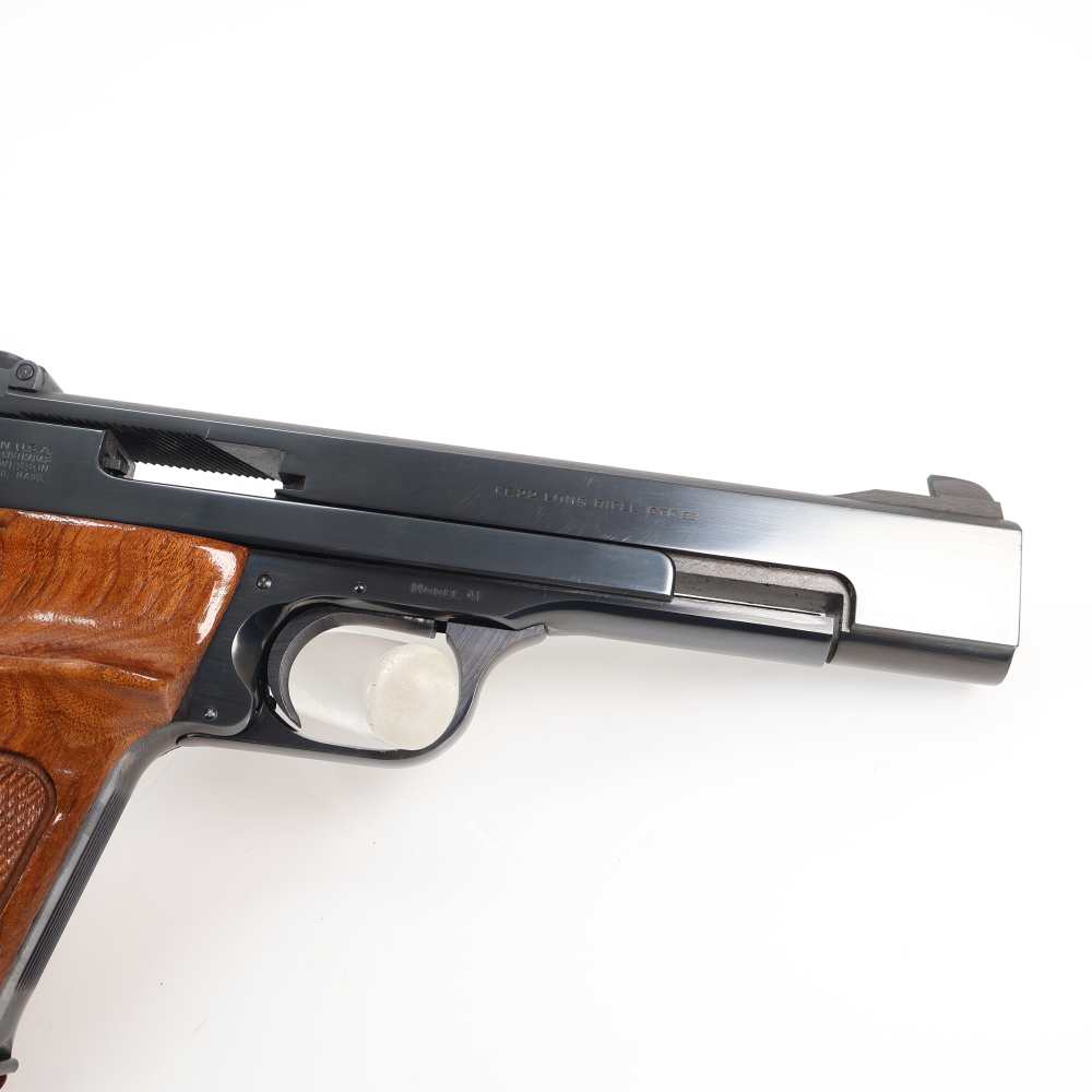 Smith & Wesson Model 41 .22LR 5.5" Heavy Barrel Beautiful Blued Circa 1988!-img-4