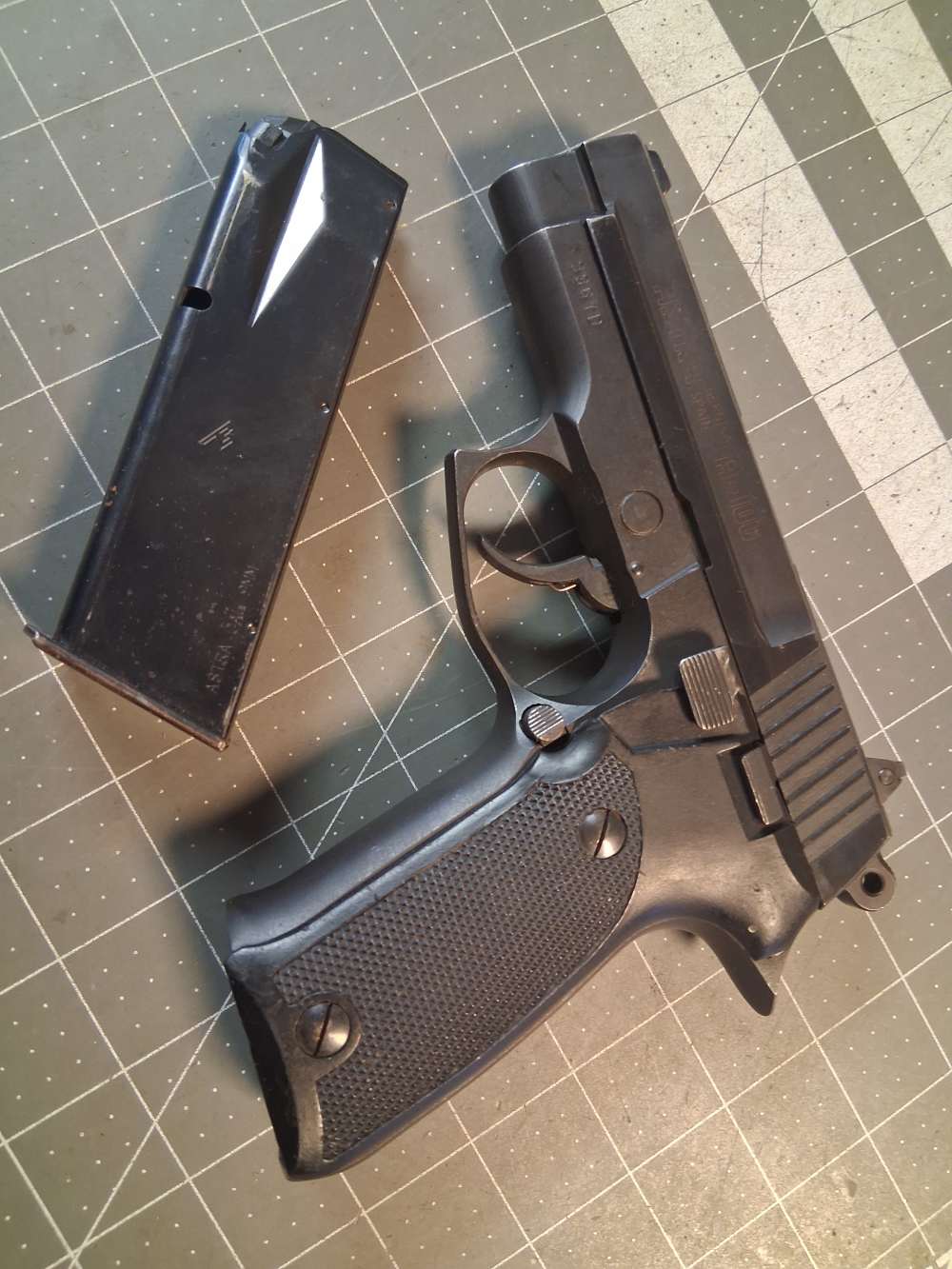 astra a100 a-100 9mm luger sig p226 copy semi auto pistol-img-0