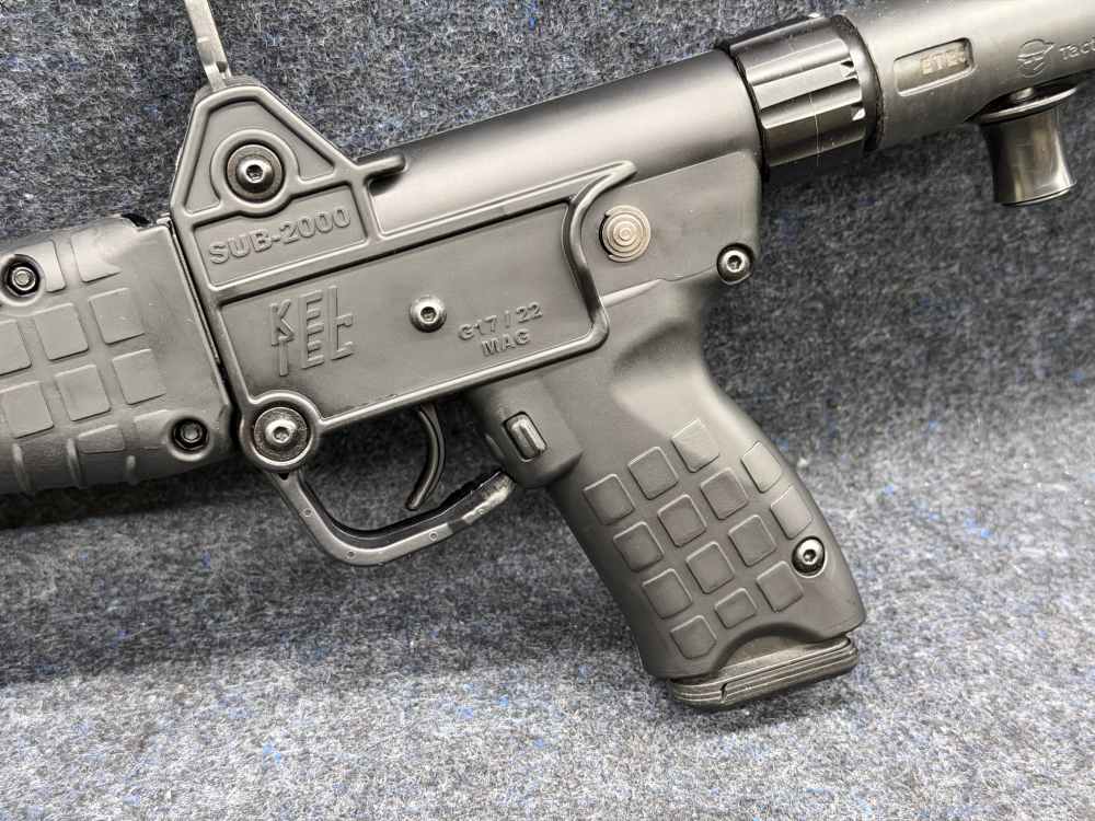 KELTEC SUB 2000 SEMI RIFLE 9MM GLOCK 17 MAGS-img-11