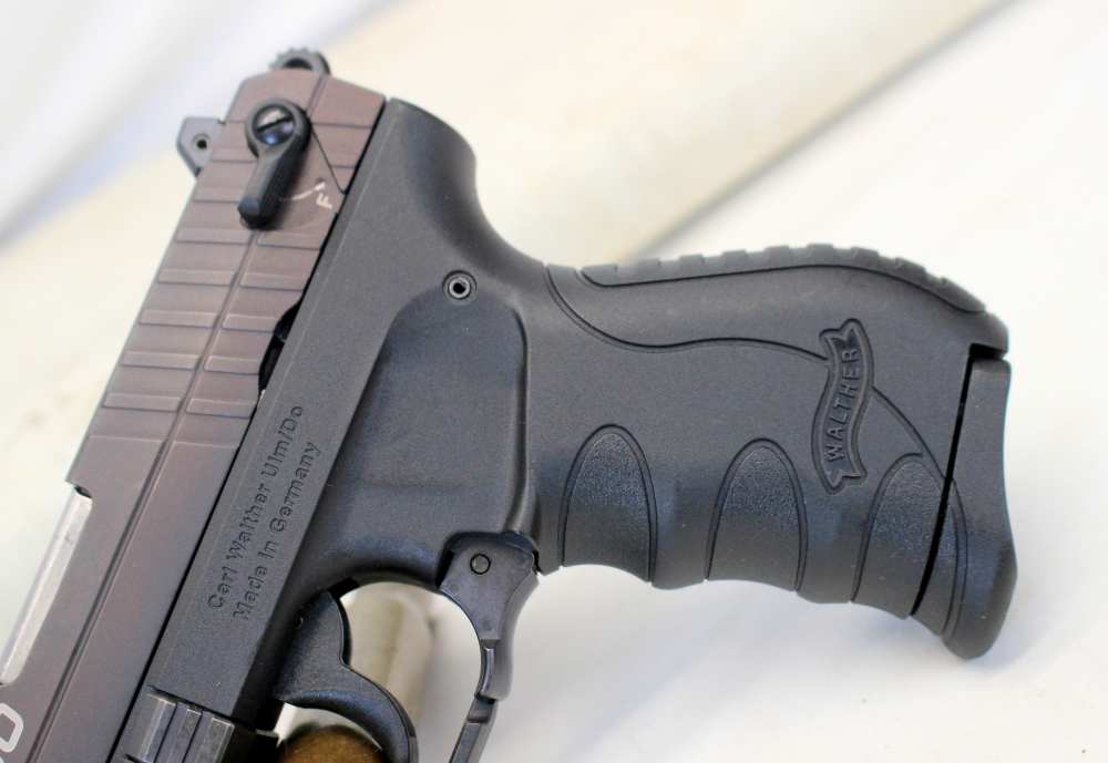 Walther PK380 semi-auto pistol .380ACP (2) Mags -img-2