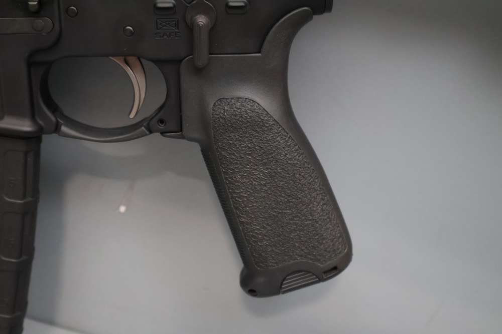 Springfield Armory SAINT (AR-15) 16" 5.56mm NATO/.223 Rem. -img-5