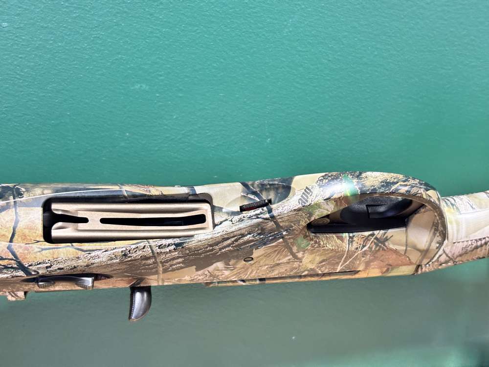 Benelli Vinci 12 ga Semi Auto Shotgun Realtree Camo 26" Missing Buttpad-img-17