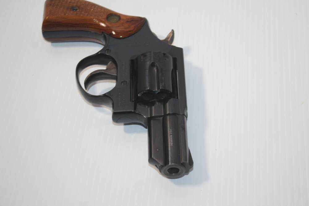 Taurus Model 65 .357 Magnum 6-Shot 2.5" Snub Nose Revolver Pistol NICE     -img-7