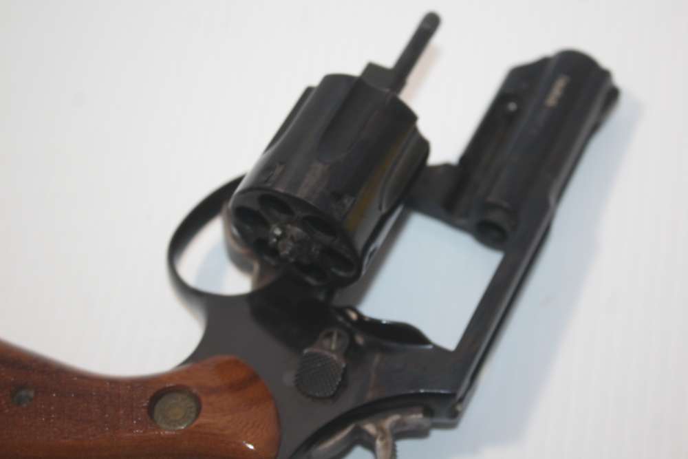 Taurus Model 65 .357 Magnum 6-Shot 2.5" Snub Nose Revolver Pistol NICE     -img-32
