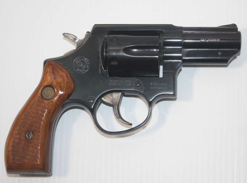 Taurus Model 65 .357 Magnum 6-Shot 2.5" Snub Nose Revolver Pistol NICE     -img-0