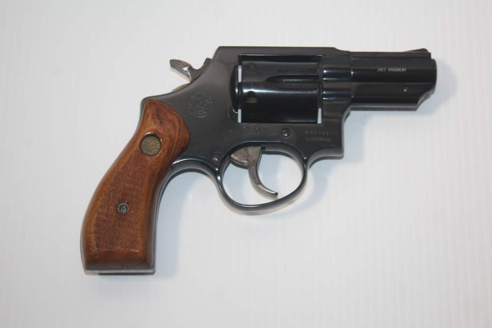 Taurus Model 65 .357 Magnum 6-Shot 2.5" Snub Nose Revolver Pistol NICE     -img-1