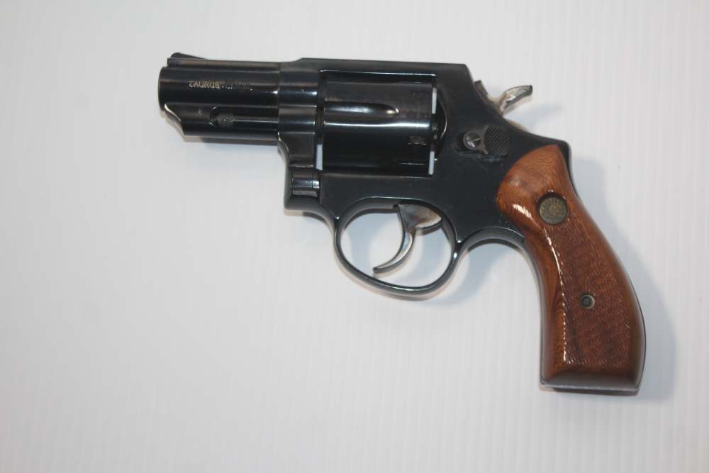 Taurus Model 65 .357 Magnum 6-Shot 2.5" Snub Nose Revolver Pistol NICE     -img-4