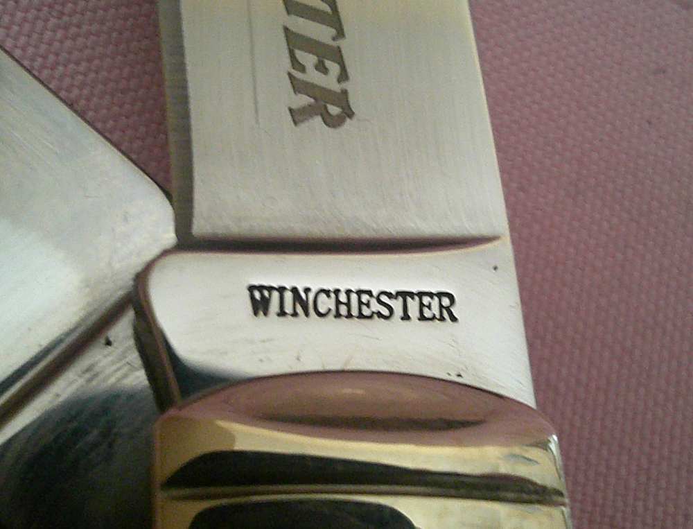 NIB Winchester WN29104C Cool Handle 2 Blade Trapper Bullet Knife is $175!-img-11