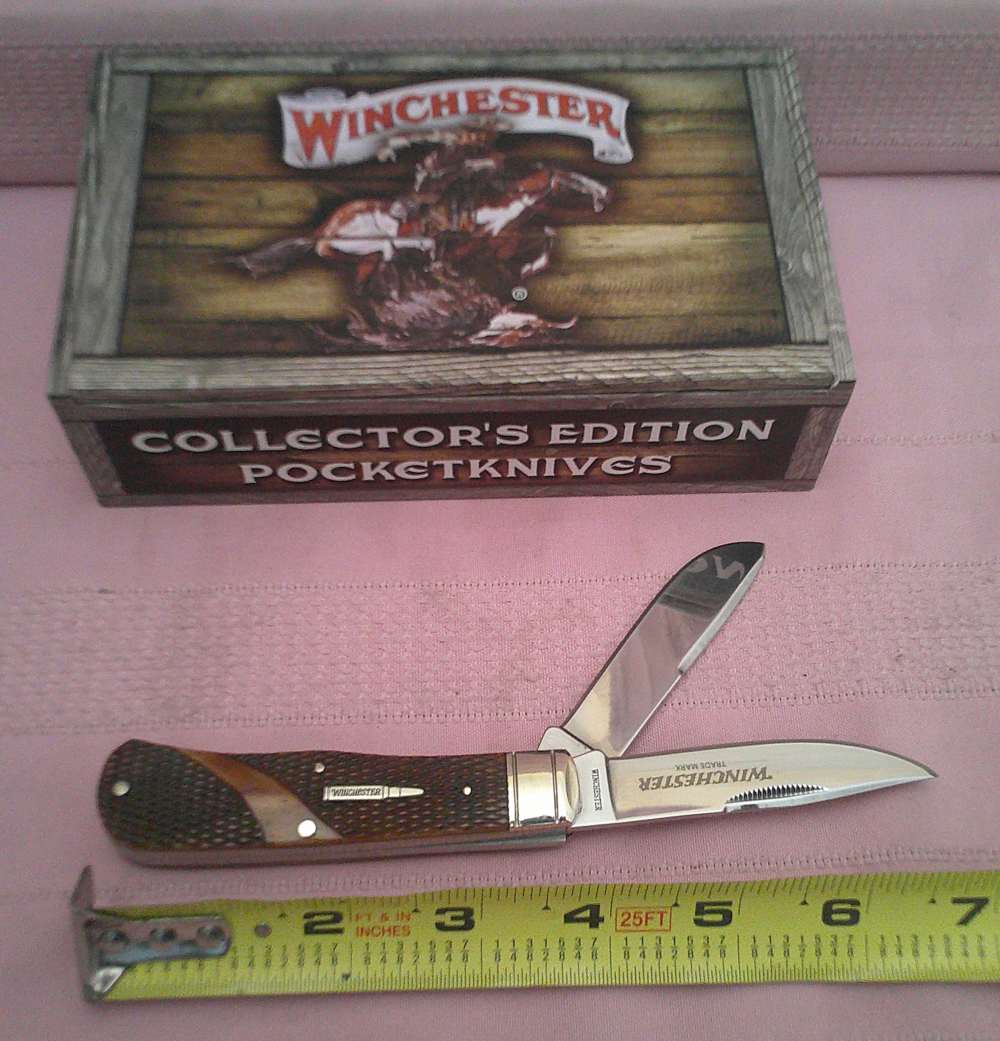 NIB Winchester WN29104C Cool Handle 2 Blade Trapper Bullet Knife is $175!-img-7