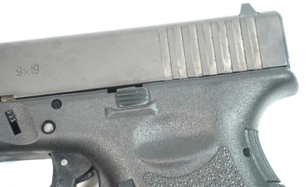 GLOCK 26 GEN3 9MM SUBCOMPACT PISTOL – BOX & MANUAL • NO RESERVE!-img-13