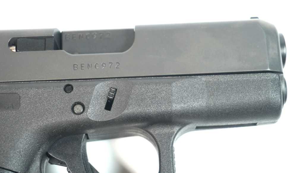 GLOCK 26 GEN3 9MM SUBCOMPACT PISTOL – BOX & MANUAL • NO RESERVE!-img-11