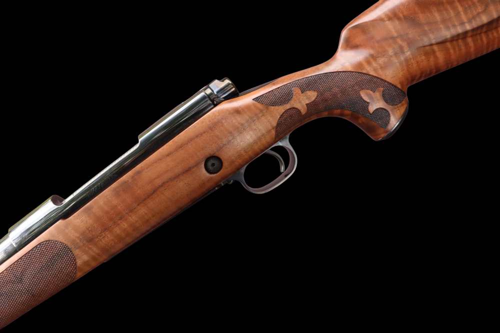 Winchester 70 Super Grade AAA Claro Walnut .300 Win Mag - NEW - 535248233-img-10