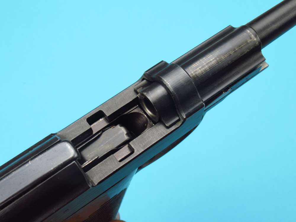 Very nice 1944 German WWII Walther P38 pistol 9mm Luger AC44 Mauser-img-74