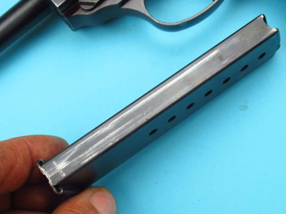 Very nice 1944 German WWII Walther P38 pistol 9mm Luger AC44 Mauser-img-115
