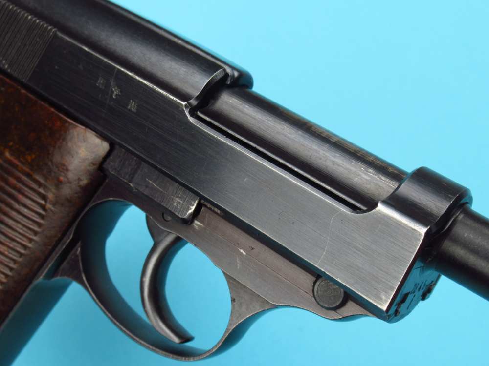 Very nice 1944 German WWII Walther P38 pistol 9mm Luger AC44 Mauser-img-54