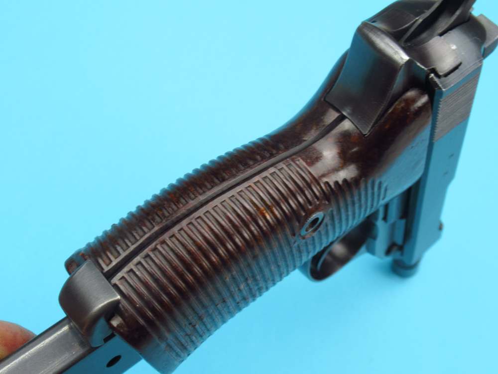 Very nice 1944 German WWII Walther P38 pistol 9mm Luger AC44 Mauser-img-62