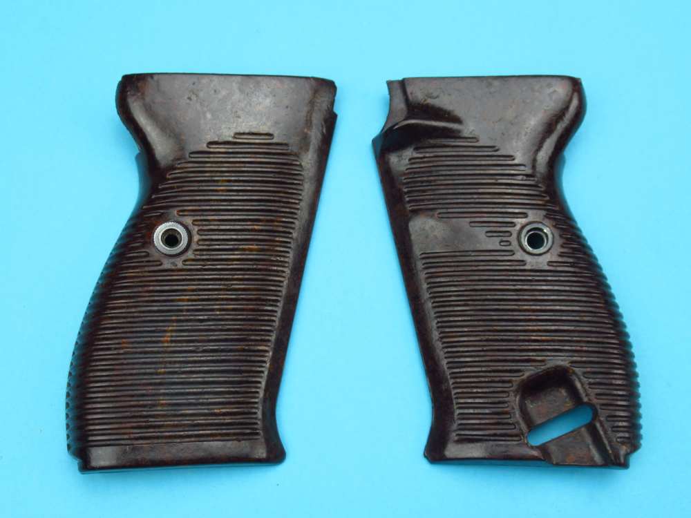 Very nice 1944 German WWII Walther P38 pistol 9mm Luger AC44 Mauser-img-104