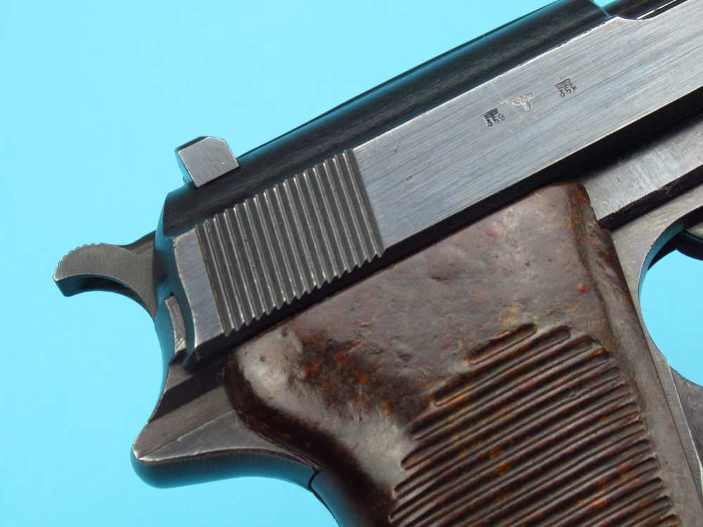 Very nice 1944 German WWII Walther P38 pistol 9mm Luger AC44 Mauser-img-47