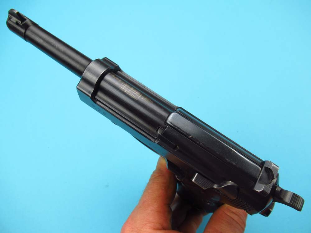 Very nice 1944 German WWII Walther P38 pistol 9mm Luger AC44 Mauser-img-36