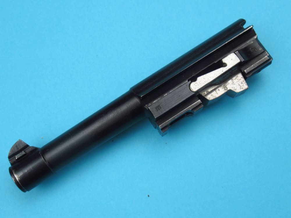 Very nice 1944 German WWII Walther P38 pistol 9mm Luger AC44 Mauser-img-81