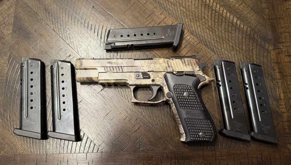 SIG SAUER P220 HUNTER-img-1
