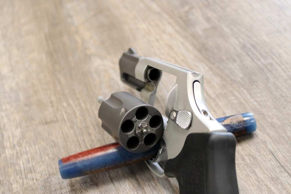 Taurus ultra-lite titanium revolver .38 spl -img-7