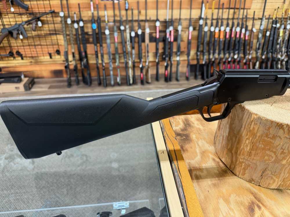 Rossi Gallery Pump Rifle - 22 WMR, 12+1, 20", Fiber Optic Sights-img-3