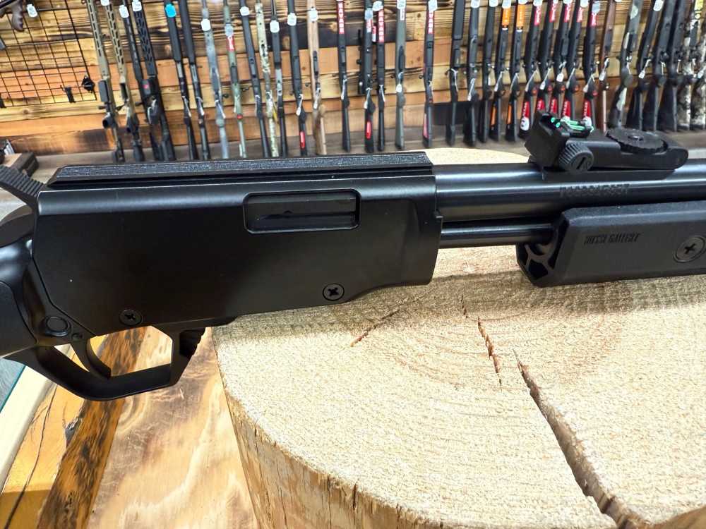 Rossi Gallery Pump Rifle - 22 WMR, 12+1, 20", Fiber Optic Sights-img-4