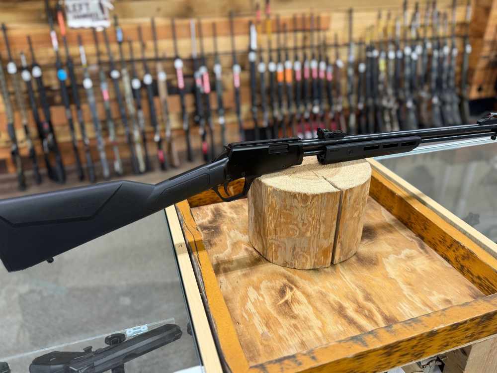 Rossi Gallery Pump Rifle - 22 WMR, 12+1, 20", Fiber Optic Sights-img-0