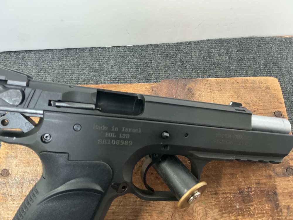 Magnum Research Baby Eagle .45 ACP – 98% **PENNY**-img-11