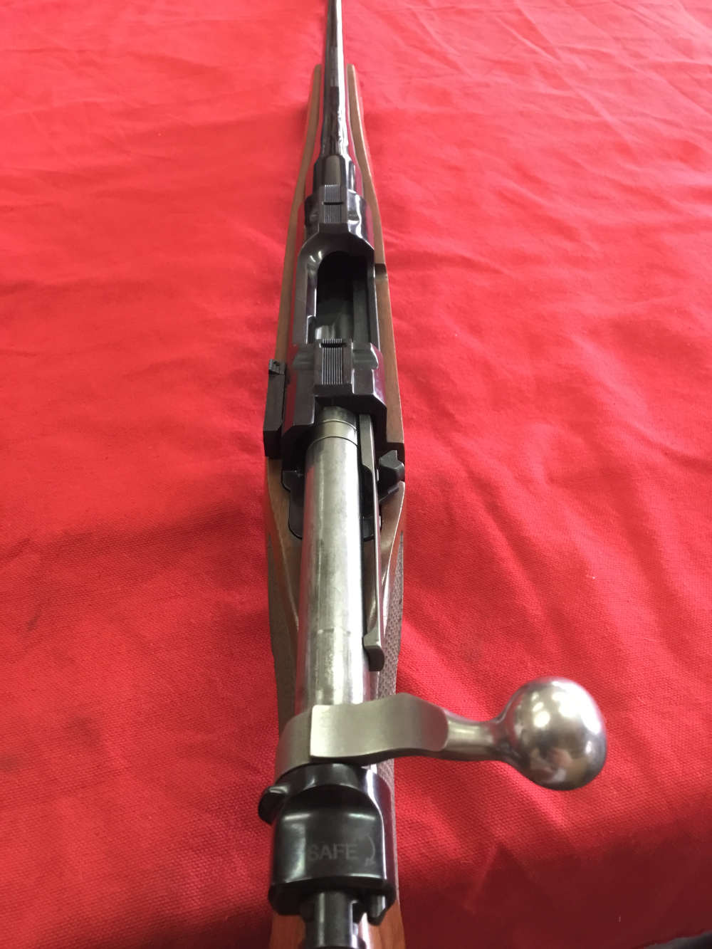 Ruger M77 Hawkeye, 30-06 SPRG , 22” barrel, made 2018-img-6