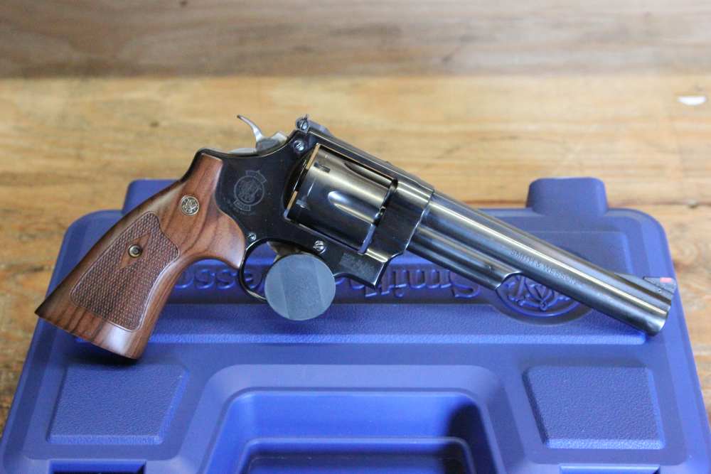 Smith & Wesson Model 29-10 Classic 44 Mag 6rd 6.5"-img-1