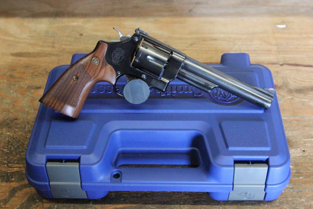 Smith & Wesson Model 29-10 Classic 44 Mag 6rd 6.5"-img-0
