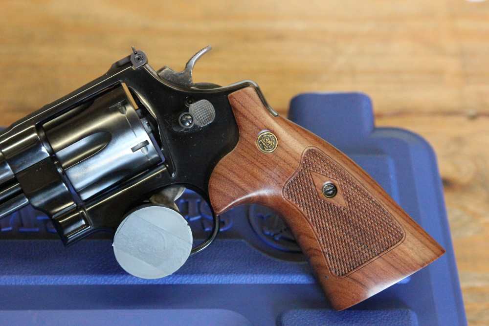 Smith & Wesson Model 29-10 Classic 44 Mag 6rd 6.5"-img-5