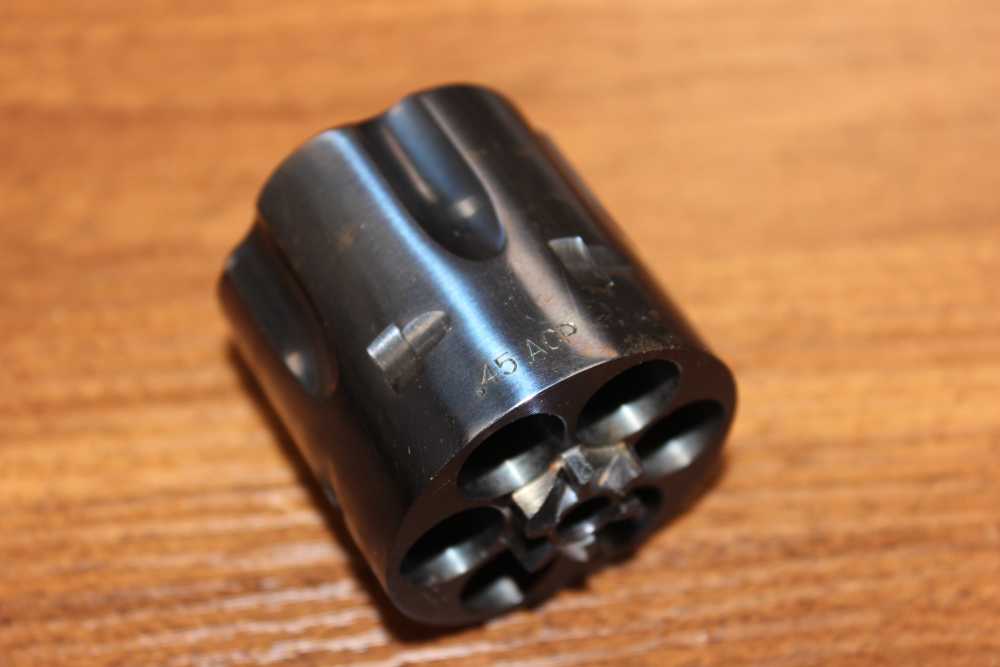 Made in Italy Uberti 1873 Cattleman .45Colt/.45ACP Single Action revolver!-img-18