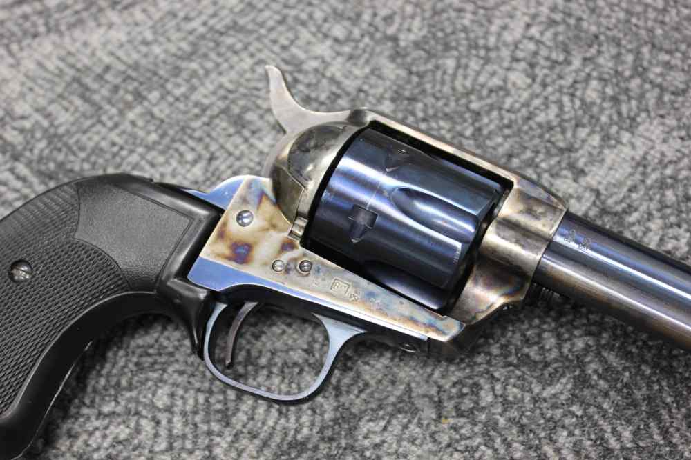 Made in Italy Uberti 1873 Cattleman .45Colt/.45ACP Single Action revolver!-img-0