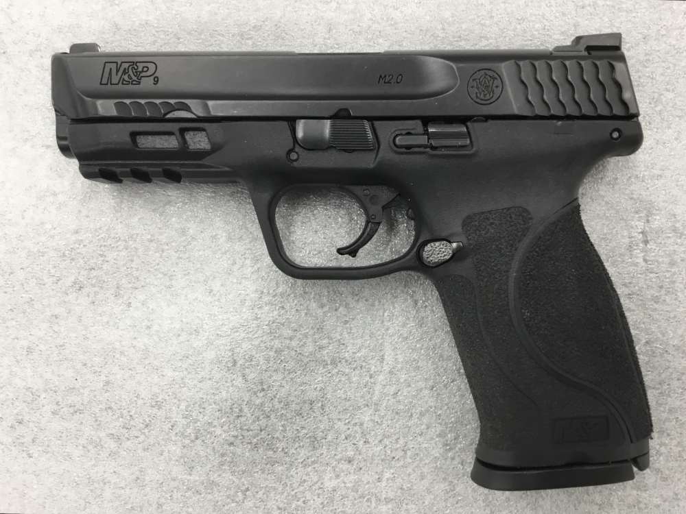Smith & Wesson - M&P9 2.0 - 4"/9mm - Excellent Cond, Barely Fired, 2 mags-img-1